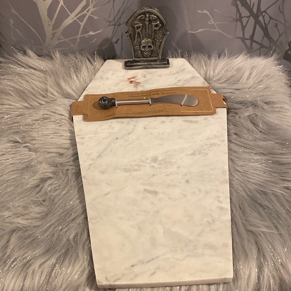 BNWT Marble Made in India Tombstone Coffin Halloween Charcuterie Board